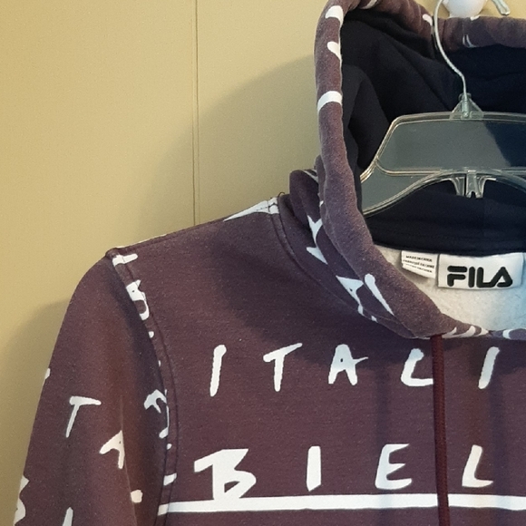 Fila Women's XL Hoodie Lavender Purple with White Graphics Fleece Lined - Picture 3 of 11